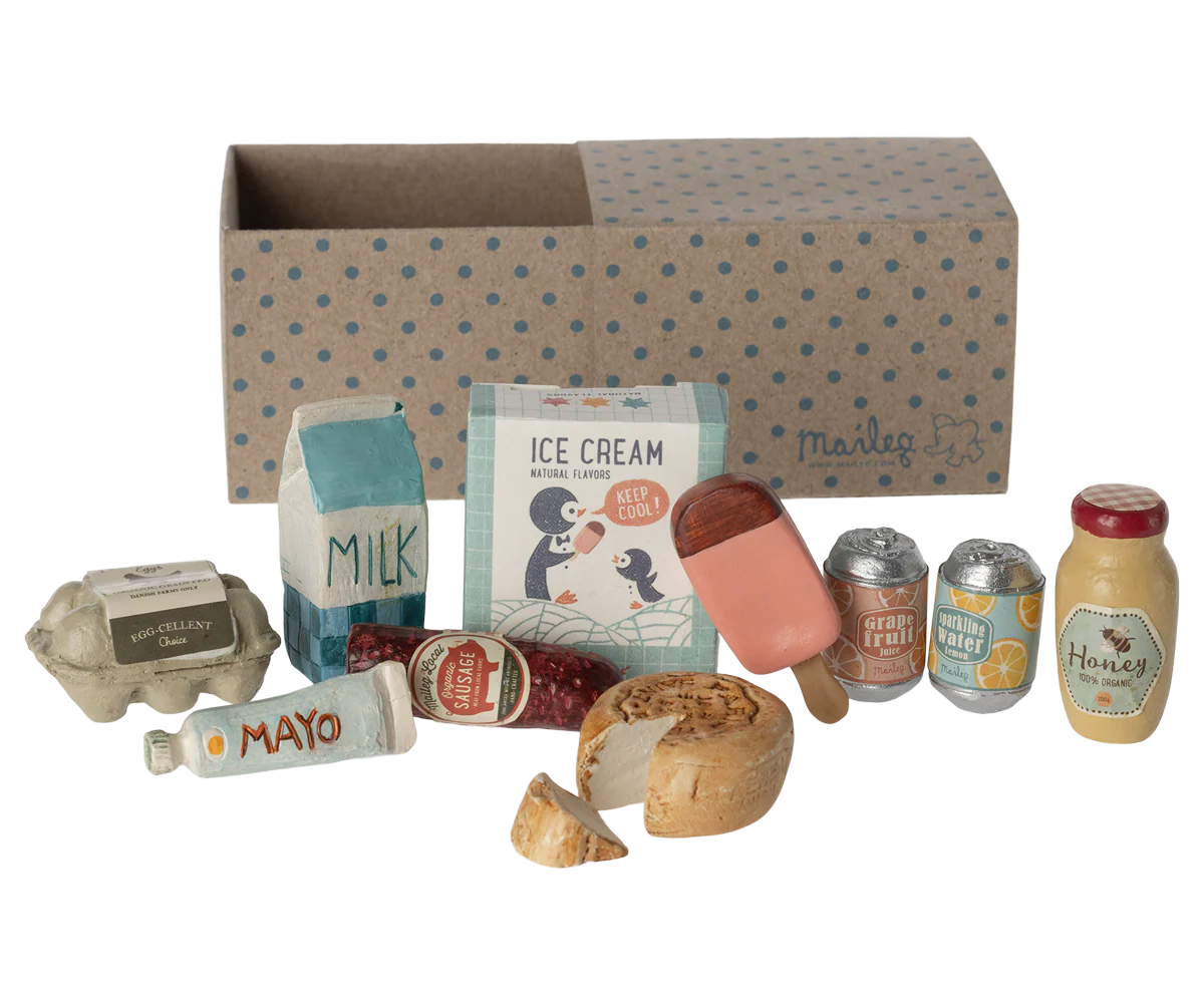 Scatola con alimenti in miniatura